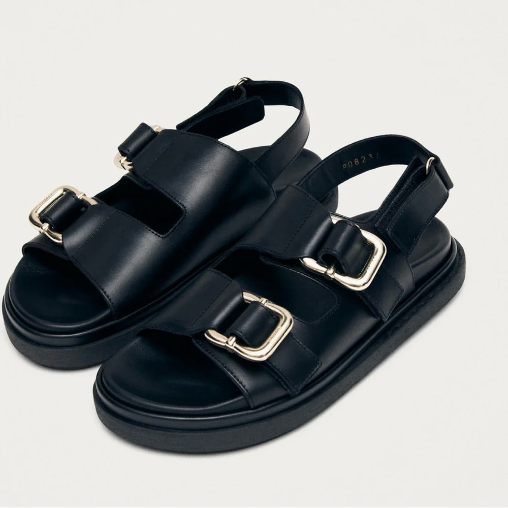 Like New - Harper Aloha’s Sandals - Size 39